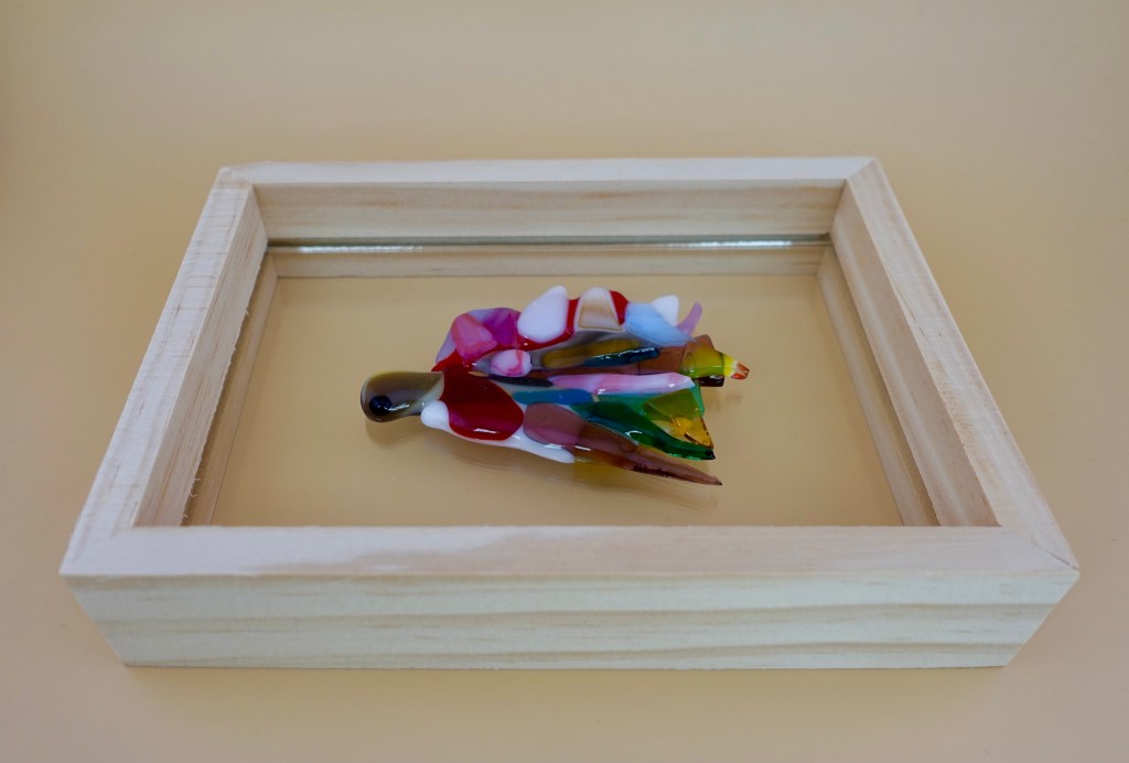 イノシシの横顔をイメージした初期の作品です。今回はタテガミを意識して組み上げてみました。そして嗅覚をフルにつかって探索しているイメージで創作してみました。