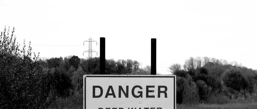 交通標識以外如何なものかと