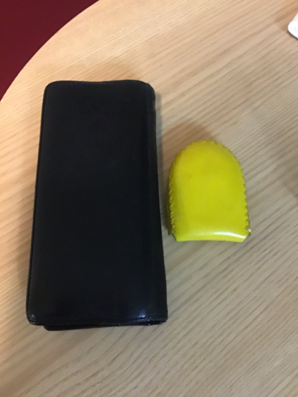 長財布に小銭入れ